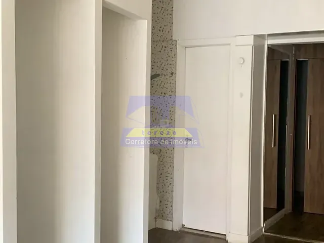 Loja para alugar, no bairro Centro em Itabira