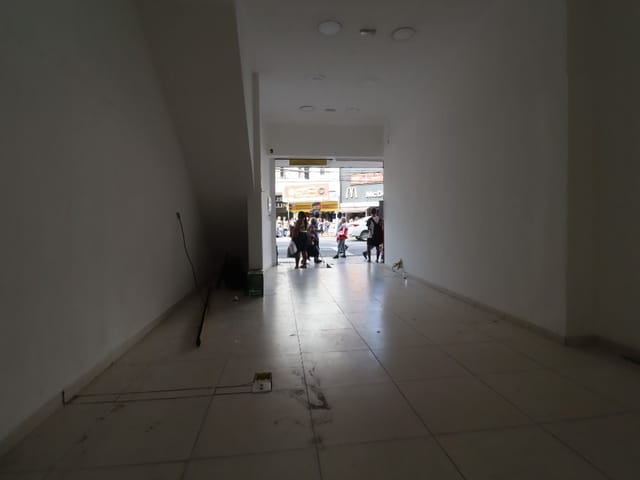 Loja à venda, no bairro Centro em Juiz de Fora