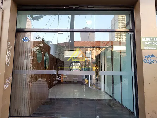 Loja com 90m², para alugar, no bairro Pinheiros em São Paulo