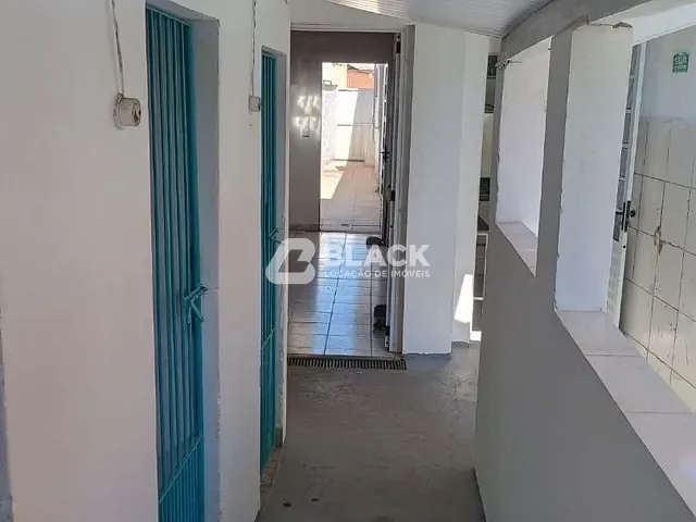 Loja com 250m², à venda ou para alugar, no bairro Vila Hortência em Sorocaba