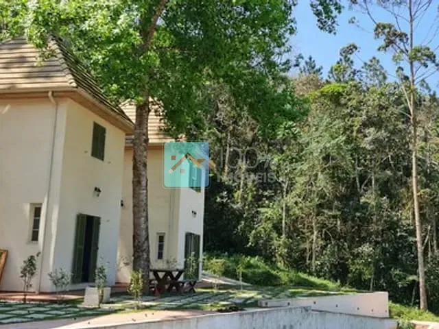 Loja com 2195m², à venda, no bairro Santo Antônio do Pinhal em Santo Antônio do Pinhal