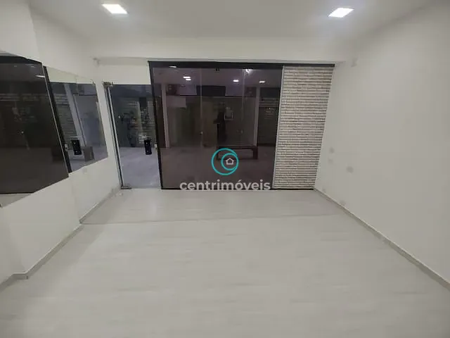 Loja com 29m², para alugar, no bairro Tijuca em Rio de Janeiro