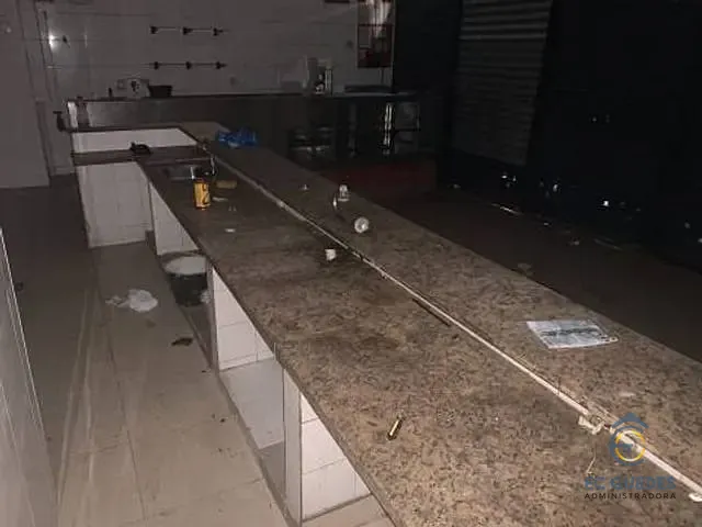 Loja à venda ou para alugar, no bairro Centro em Rio de Janeiro