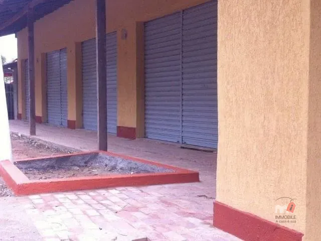 Loja com 62m², à venda, no bairro Nogueira em Petrópolis