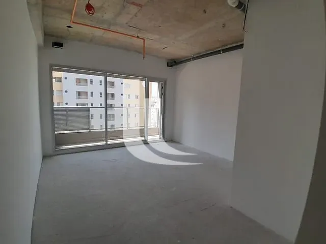 Loja à venda, no bairro Cerqueira César em São Paulo