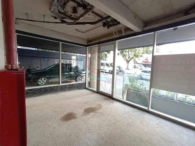 Loja à venda ou para alugar, no bairro Pinheiros em São Paulo