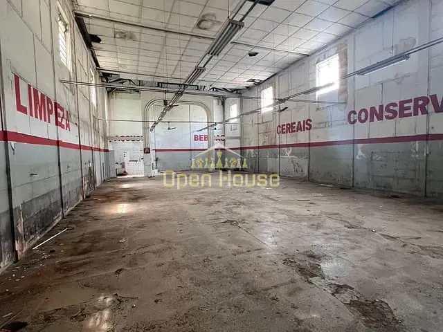 Loja para alugar, no bairro Saudade em Barra Mansa