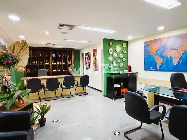 Loja com 50m², à venda, no bairro Centro em Curitiba