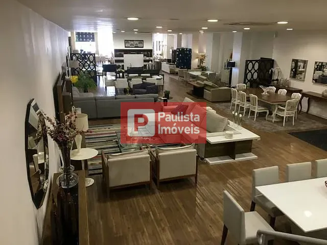 Loja com 2460m², para alugar, no bairro Santana em São Paulo