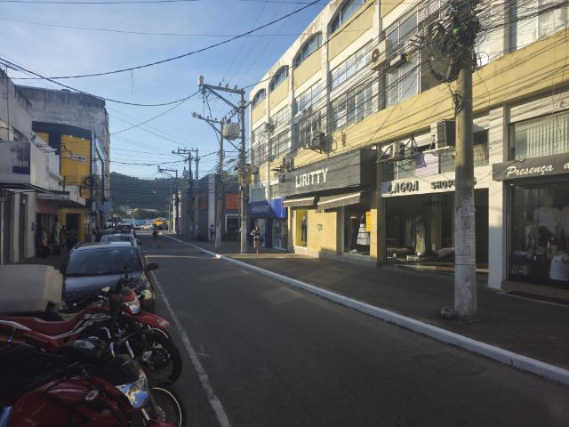 Loja com 50m², para alugar, no bairro Centro em Cabo Frio