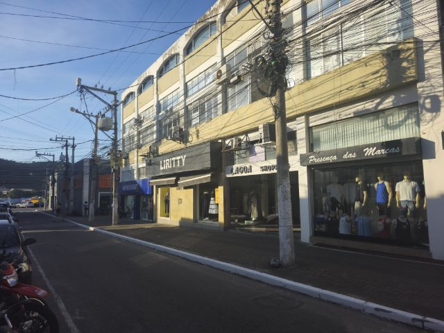 Loja com 50m², para alugar, no bairro Centro em Cabo Frio