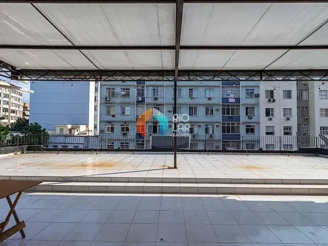 Loja com 404m², à venda, no bairro Catete em Rio de Janeiro