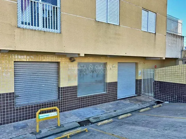 Loja com 45m², à venda, no bairro Monza em Colombo