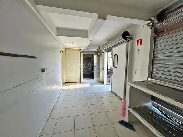 Loja com 45m², à venda, no bairro Monza em Colombo
