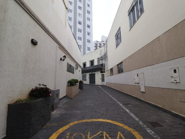 Loja à venda, no bairro São Mateus em Juiz de Fora