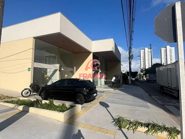 Loja com 37m², para alugar, no bairro Capim Macio em Rua Ismael Pereira da Silva