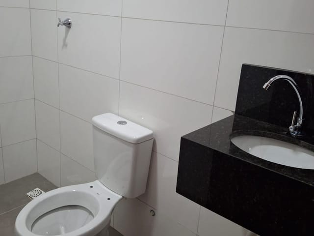 Loja com 40m², para alugar, no bairro Jardim Mont Serrat em Aparecida de Goiânia