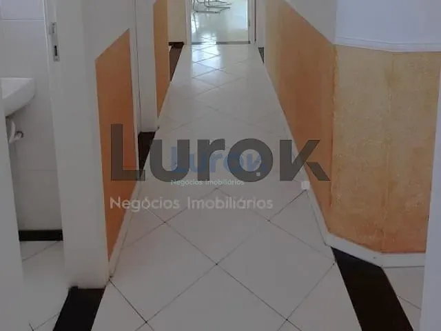 Casa com 200m², para alugar, no bairro Vila Olivo em Valinhos