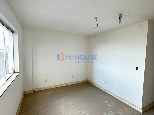 Loja com 61m², à venda ou para alugar, no bairro Centro em Ilhéus