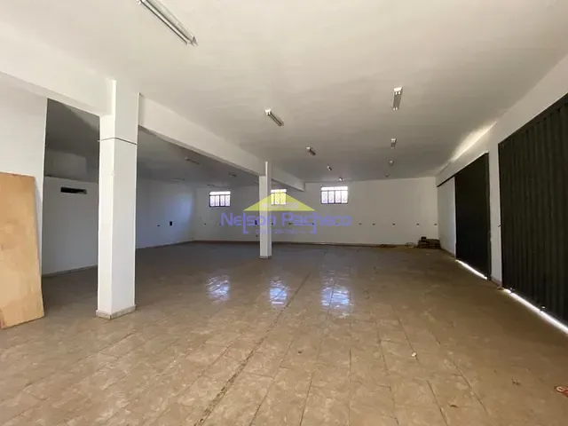Loja com 284m², à venda, no bairro Vila Fátima em Capivari