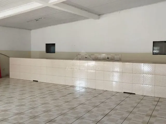 Loja com 250m², para alugar, no bairro São João em Mauá