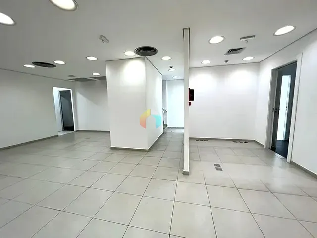 Conjunto comercial com 730m², à venda, no bairro Centro em Rio de Janeiro