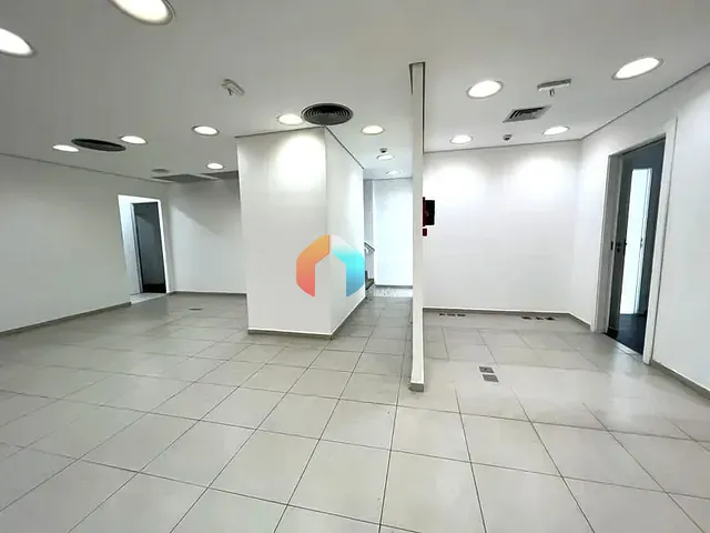 Conjunto comercial com 730m², à venda, no bairro Centro em Rio de Janeiro