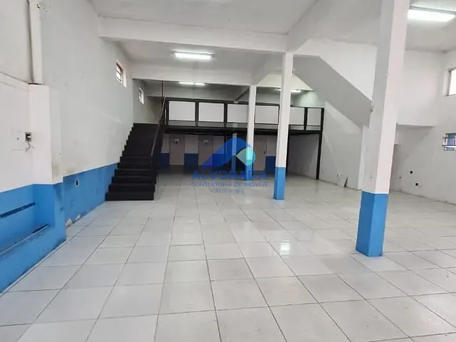 Loja com 300m², para alugar, no bairro Centro em São José dos Campos