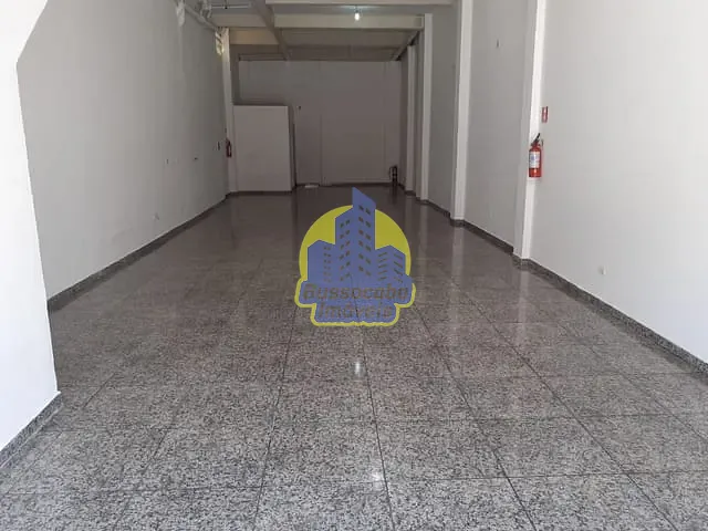 Loja com 120m², para alugar, no bairro Vila Universitária em São Paulo