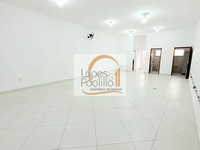Loja com 155m², para alugar, no bairro Centro em Atibaia