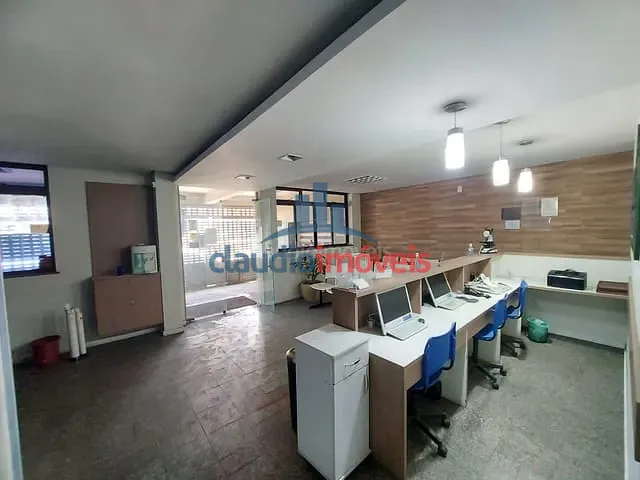 Loja à venda, no bairro São João em Volta Redonda