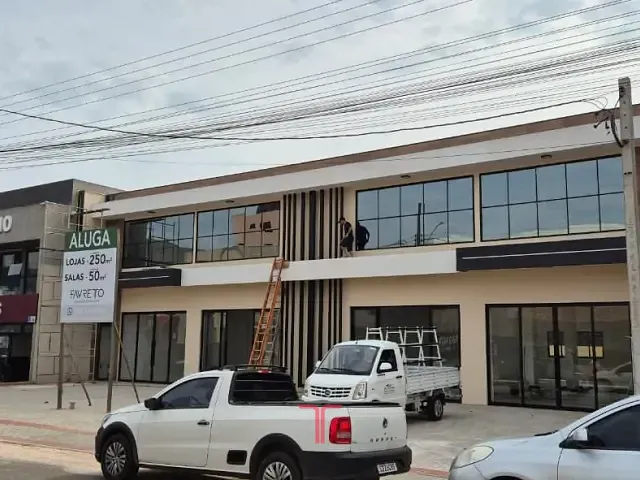 Loja com 500m², para alugar, no bairro Nações em Fazenda Rio Grande