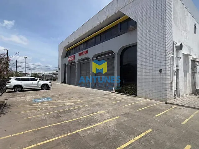 Loja com 817m², para alugar, no bairro Imbiribeira em Recife