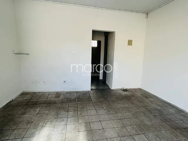 Loja para alugar, no bairro Setor Coimbra em Goiânia