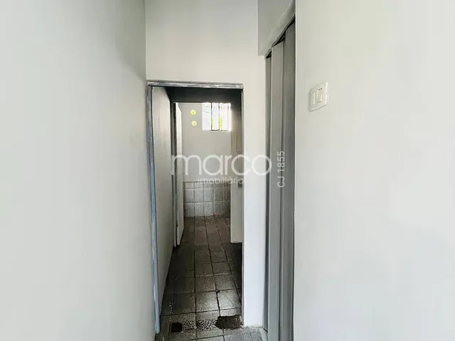 Loja para alugar, no bairro Setor Coimbra em Goiânia