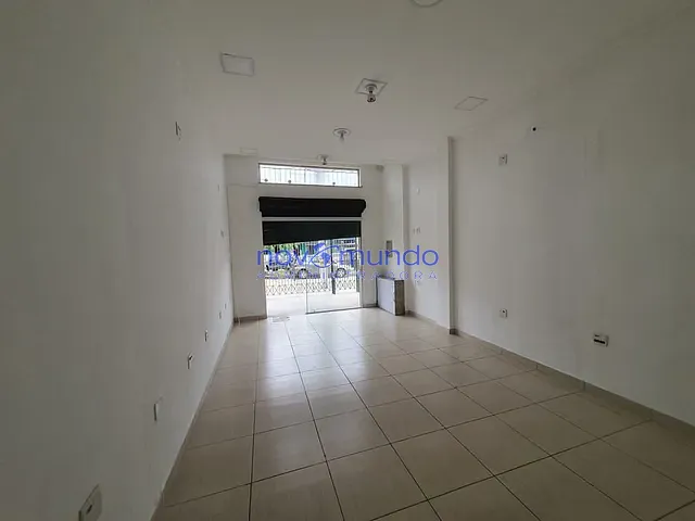 Loja com 49m², para alugar, no bairro Vila Kosmos em Rio de Janeiro