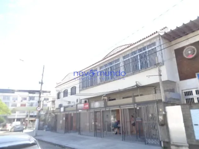 Loja com 49m², para alugar, no bairro Vila Kosmos em Rio de Janeiro