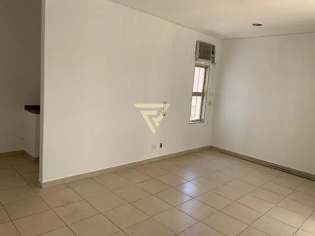Loja com 39m², para alugar, no bairro Vila Seixas em Ribeirão Preto