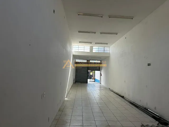 Loja com 165m², para alugar, no bairro Vila Vianelo em Jundiaí