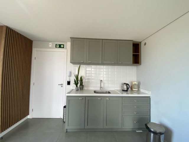 Sala com 50m², à venda, no bairro Três Vendas em Pelotas