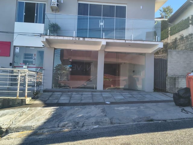 Loja para alugar, no bairro Coqueiros em Florianópolis
