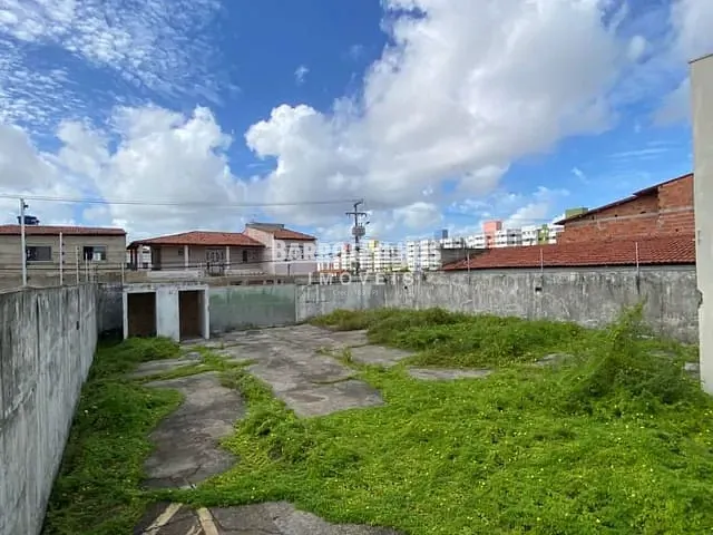 Loja com 733m², para alugar, no bairro Ponto Novo em Aracaju