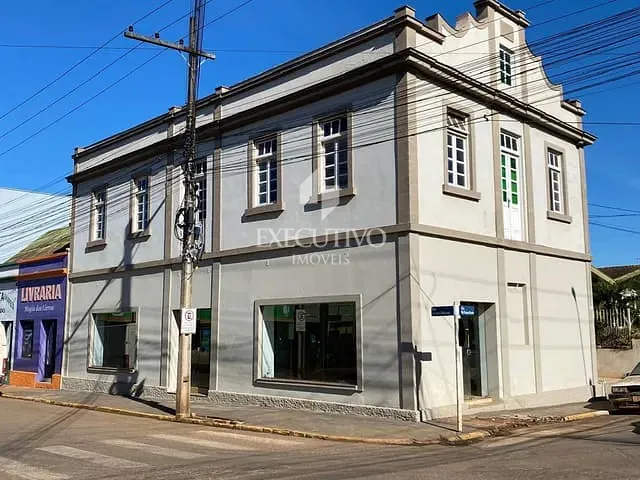 Loja com 370m², para alugar, no bairro Centro em Arroio do Meio