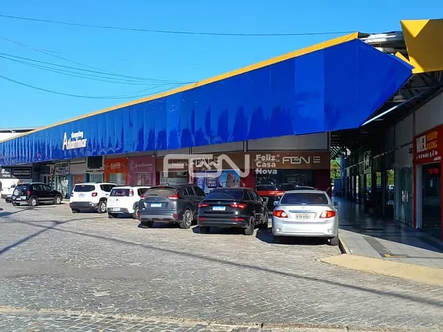Loja para alugar, no bairro Recreio Ipitanga em Lauro de Freitas
