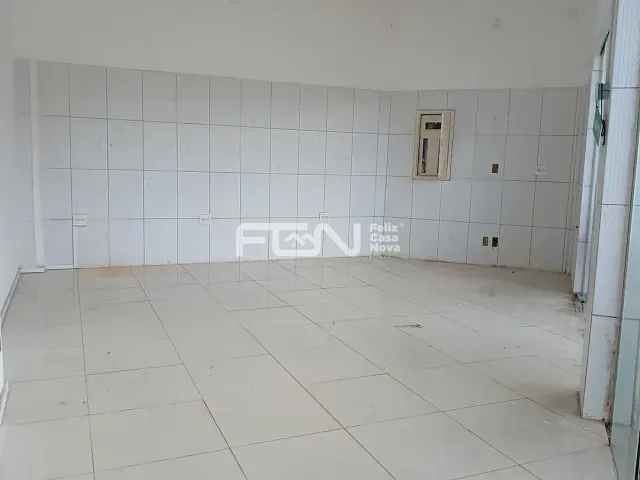 Loja para alugar, no bairro Recreio Ipitanga em Lauro de Freitas