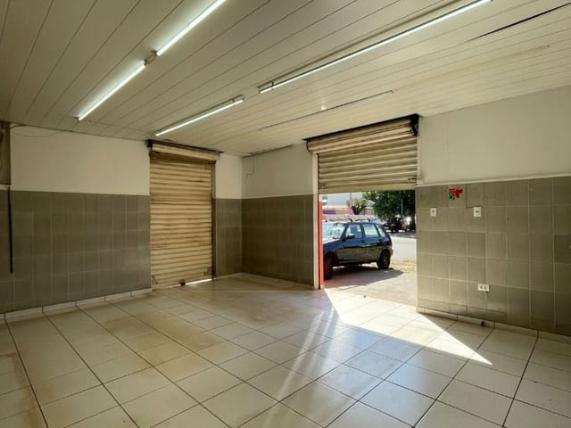 Loja com 100m², para alugar, no bairro Vila Mollon IV em Santa Bárbara D'Oeste