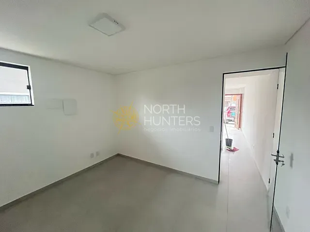 Sala com 45m², à venda, no bairro São Marcos em Joinville
