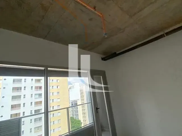 Loja para alugar, no bairro Cerqueira César em São Paulo