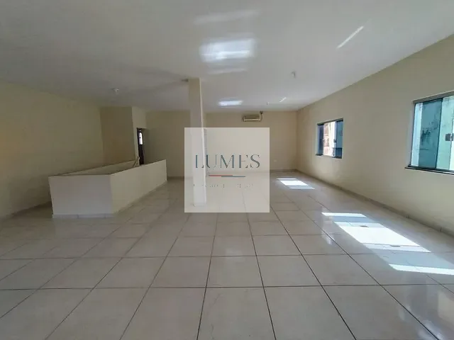 Loja com 102m², para alugar, no bairro Centro em Americana