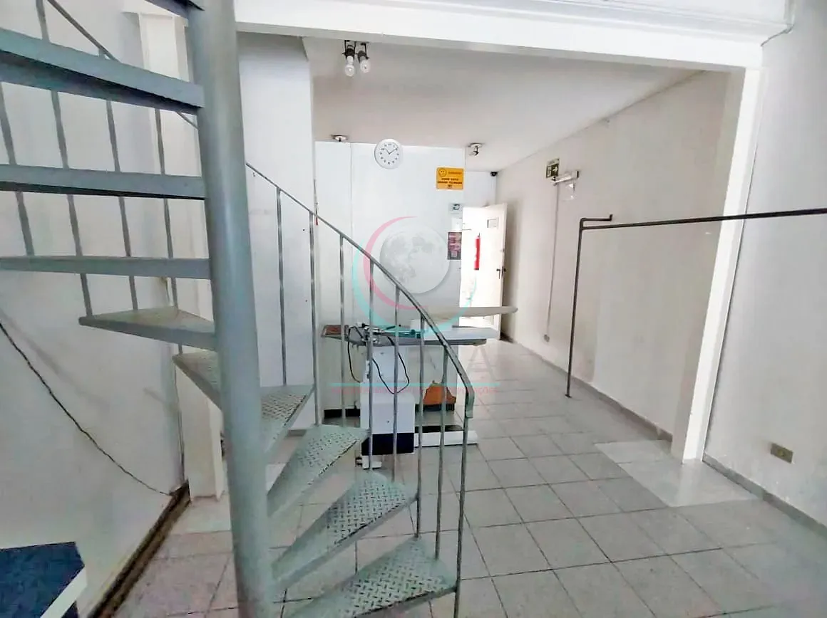 Loja-Salão, 130 m² - Foto 1
